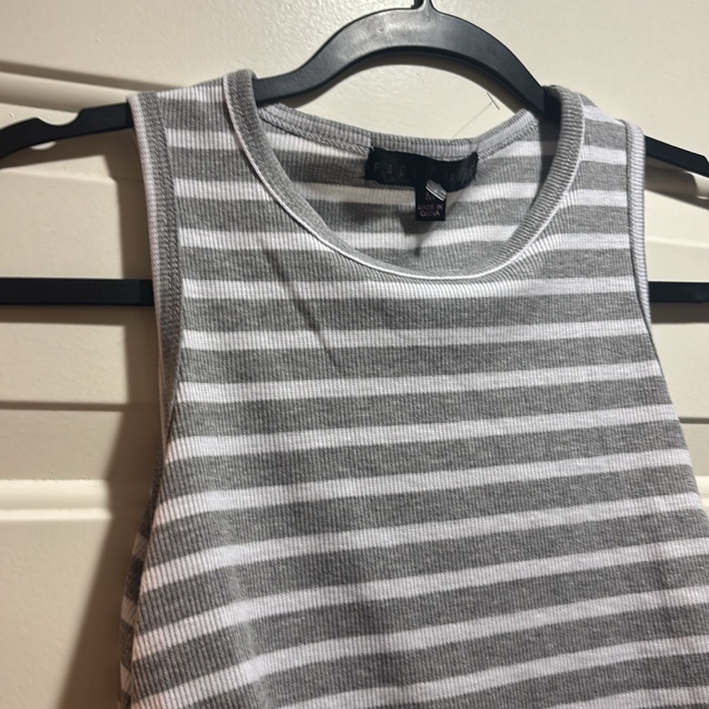 FADED ROSE SLEEVELESSStriped side Drawstring Tank Top - Picture 12 of 16